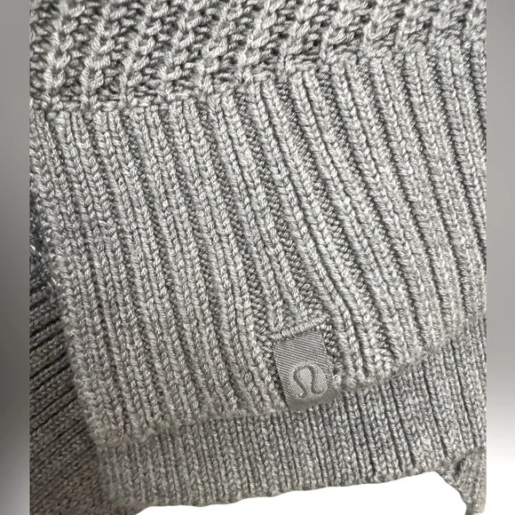 Lululemon Softer Still Wrap Cashmere Blend *Heathered Asphalt Gray *Size Large - Picture 7 of 13